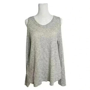 Poof women's cold shoulder long sleeve knit sweater size medium